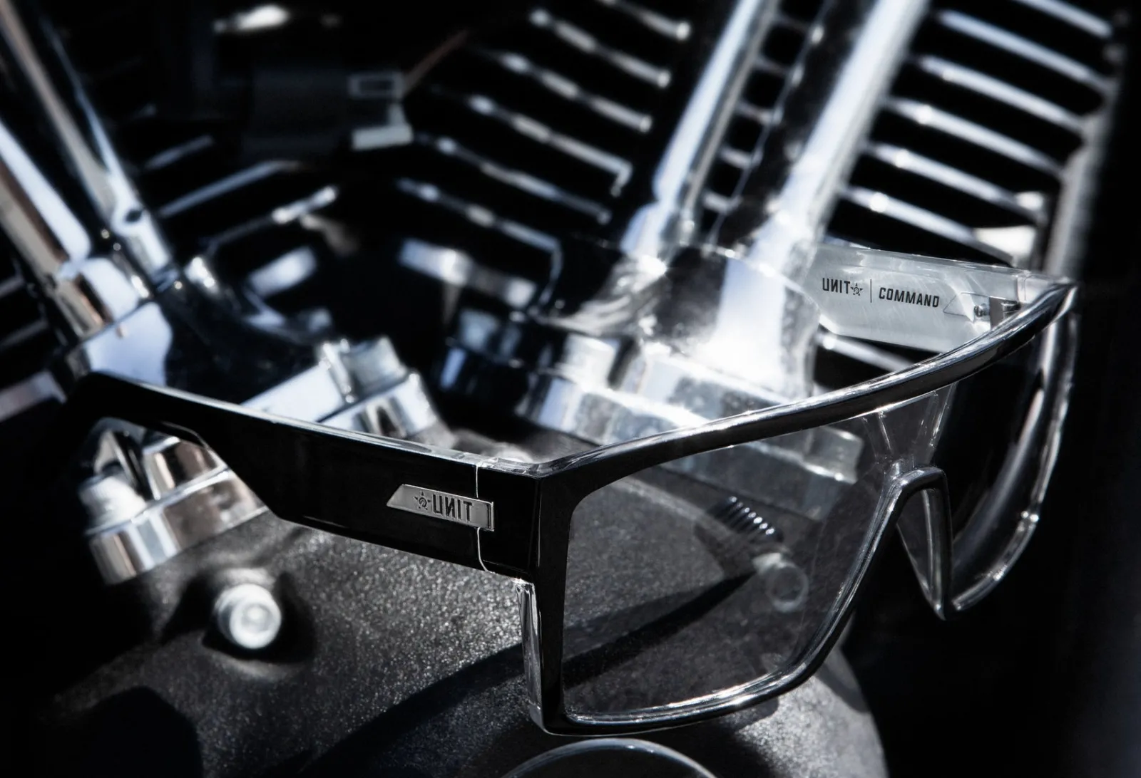 Unit Clothing UNIT Sunglasses Command - Polarised BLACK SILVER Best